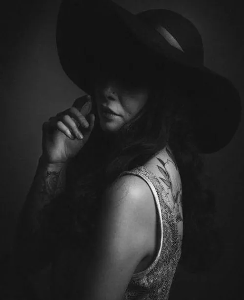 Hit the up arrow for a surprise in your DM! [domme]