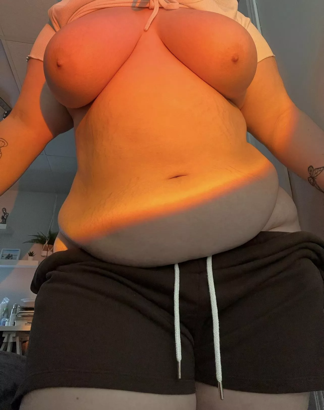 I dare you to remove my shorts without your hands