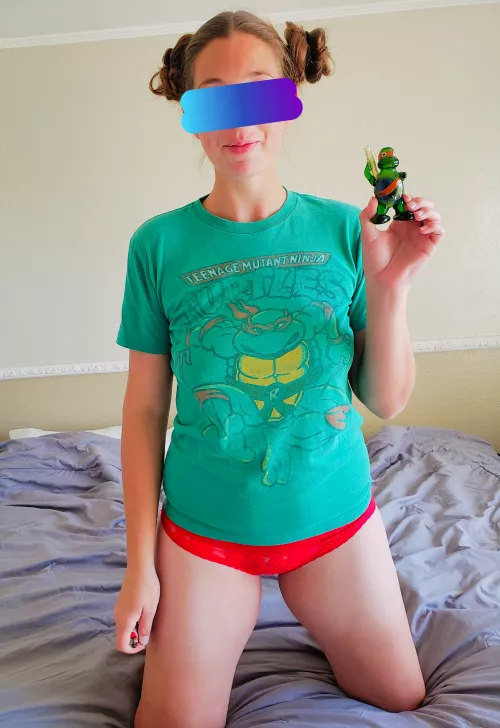 I got a new Michaelangelo bowl! Let's smoke