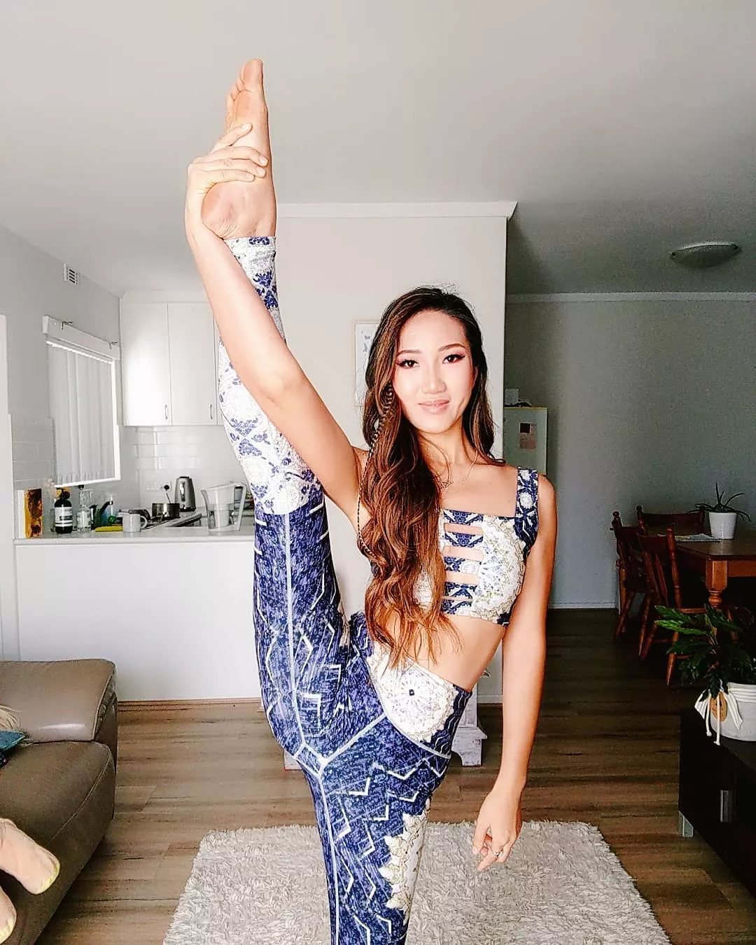 I hope you like flexible girls