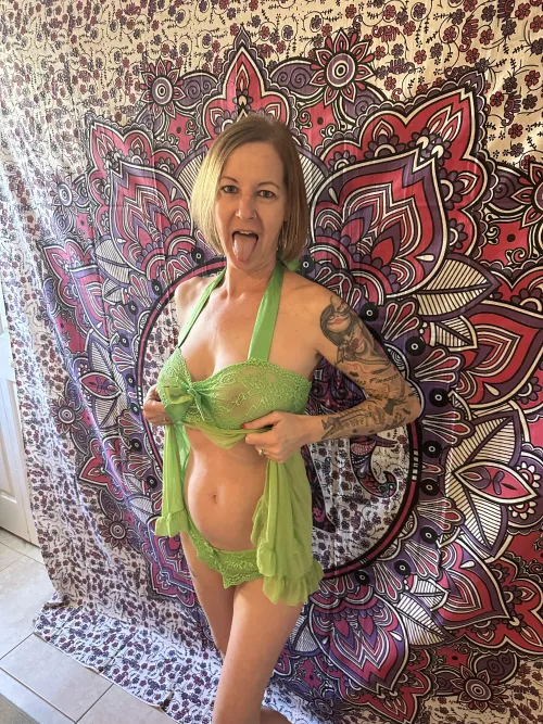 I hope you like the green.