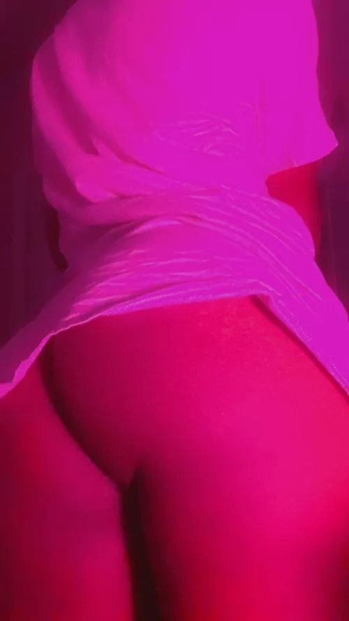 I love my big shirts! Make me feel cute 🥰