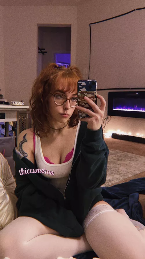 i need to be showered with kisses (and maybe a lil cum)