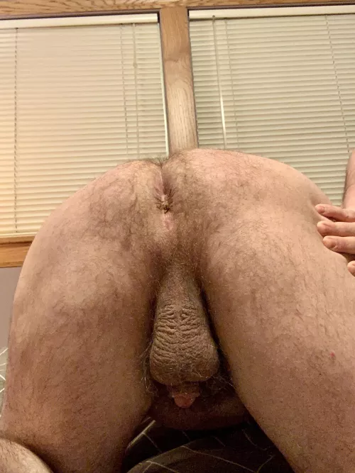 I want a dim daddy to stretch me out