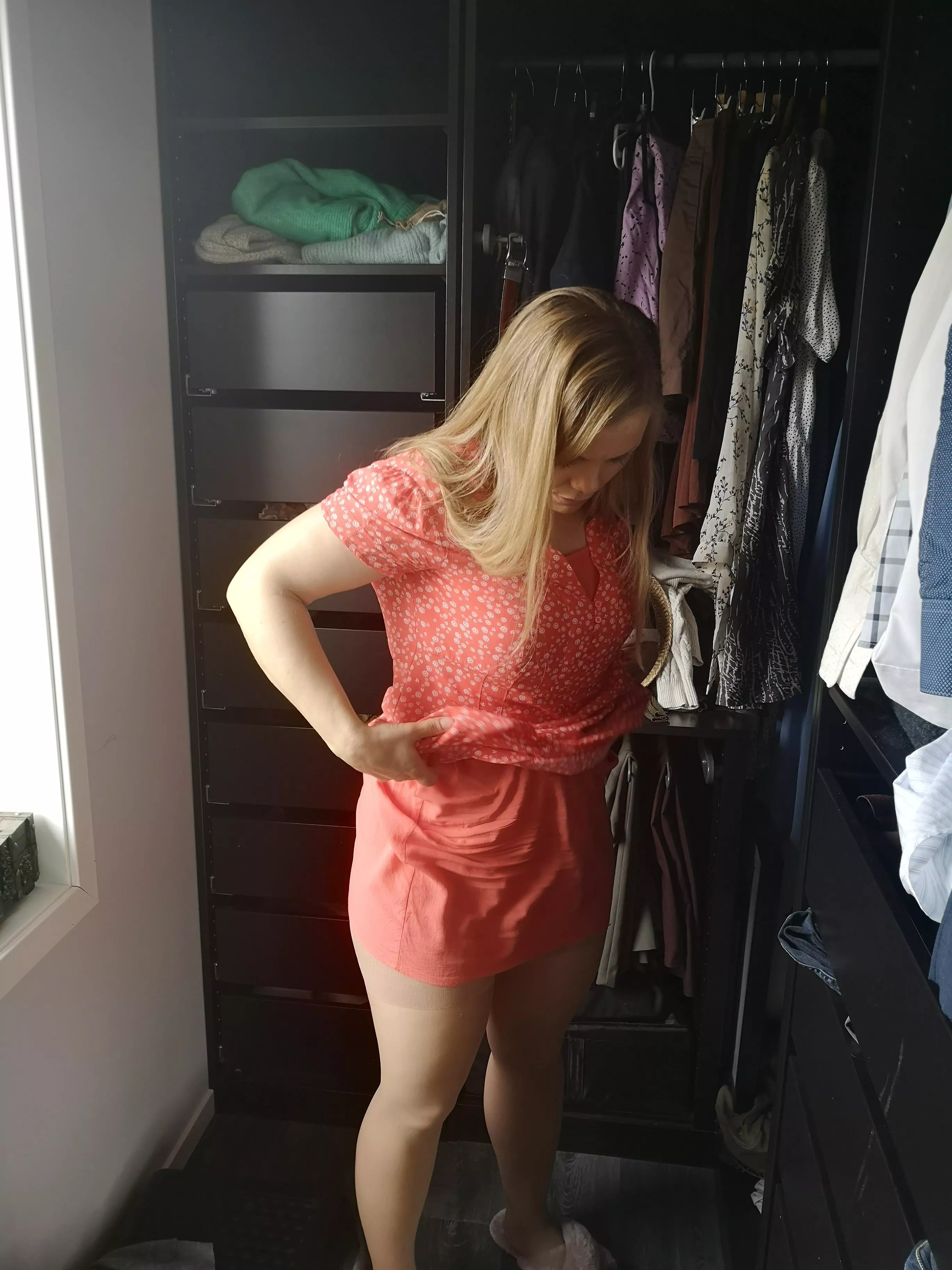 I'm a hubby with fantasies of cuckolding and exposure