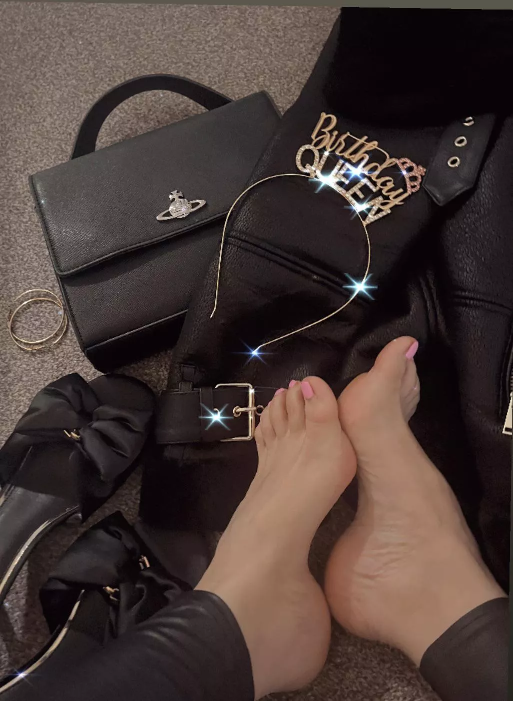 It’s my Birthday 🥳 I celebrated last night and these feet need some foot love 💕