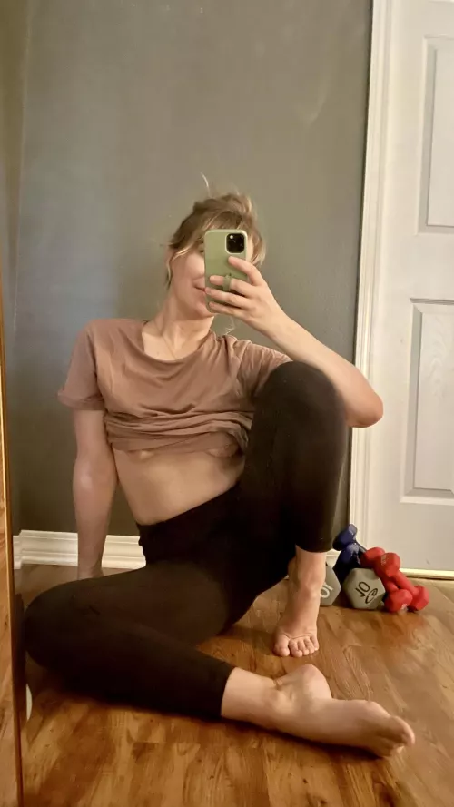 Just a peek. 👰🏼👀