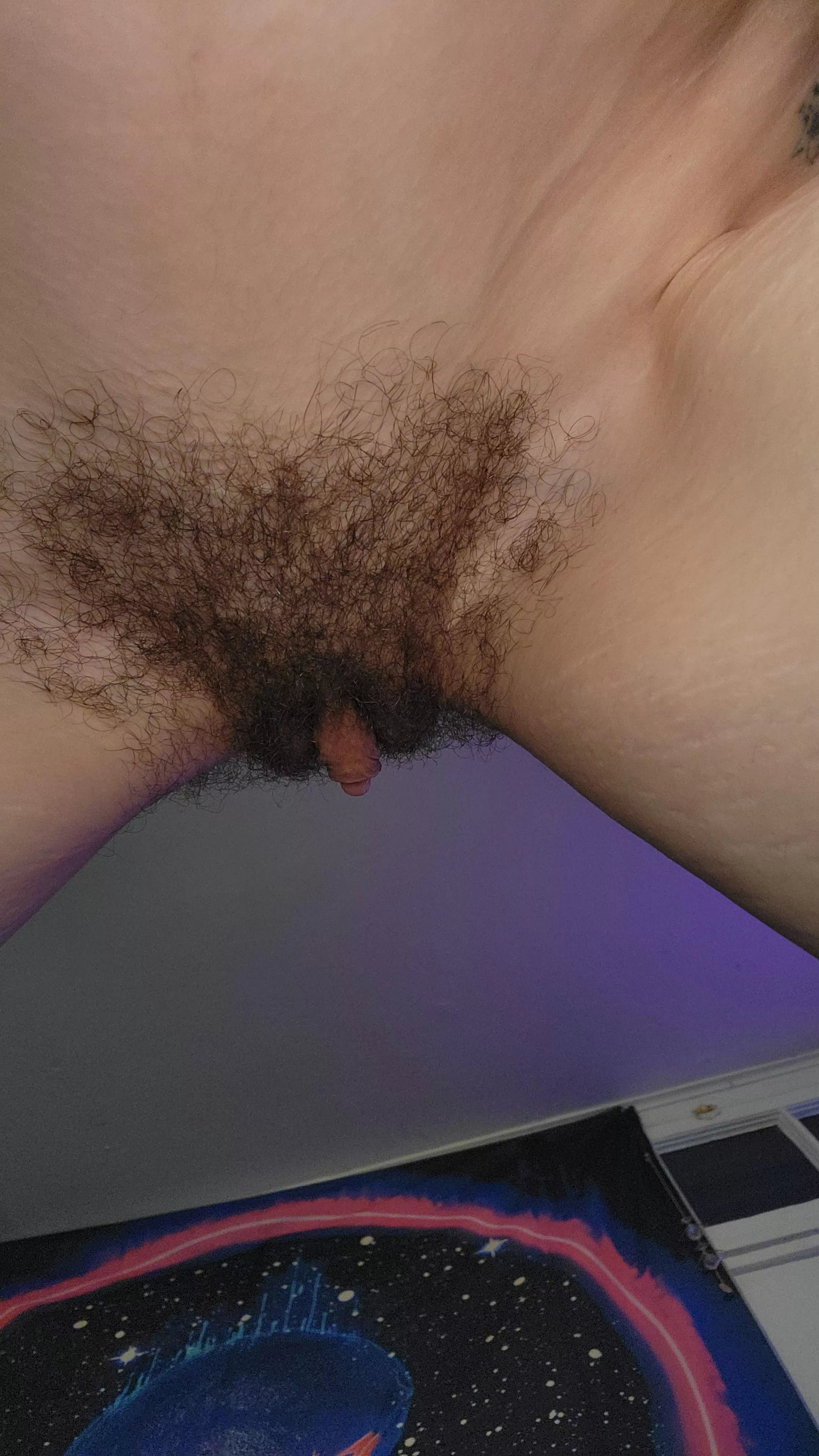 just hangin out!! 😜💕