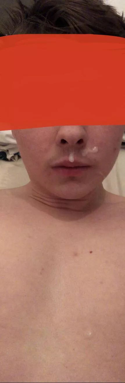 Just love the taste of cum ;)