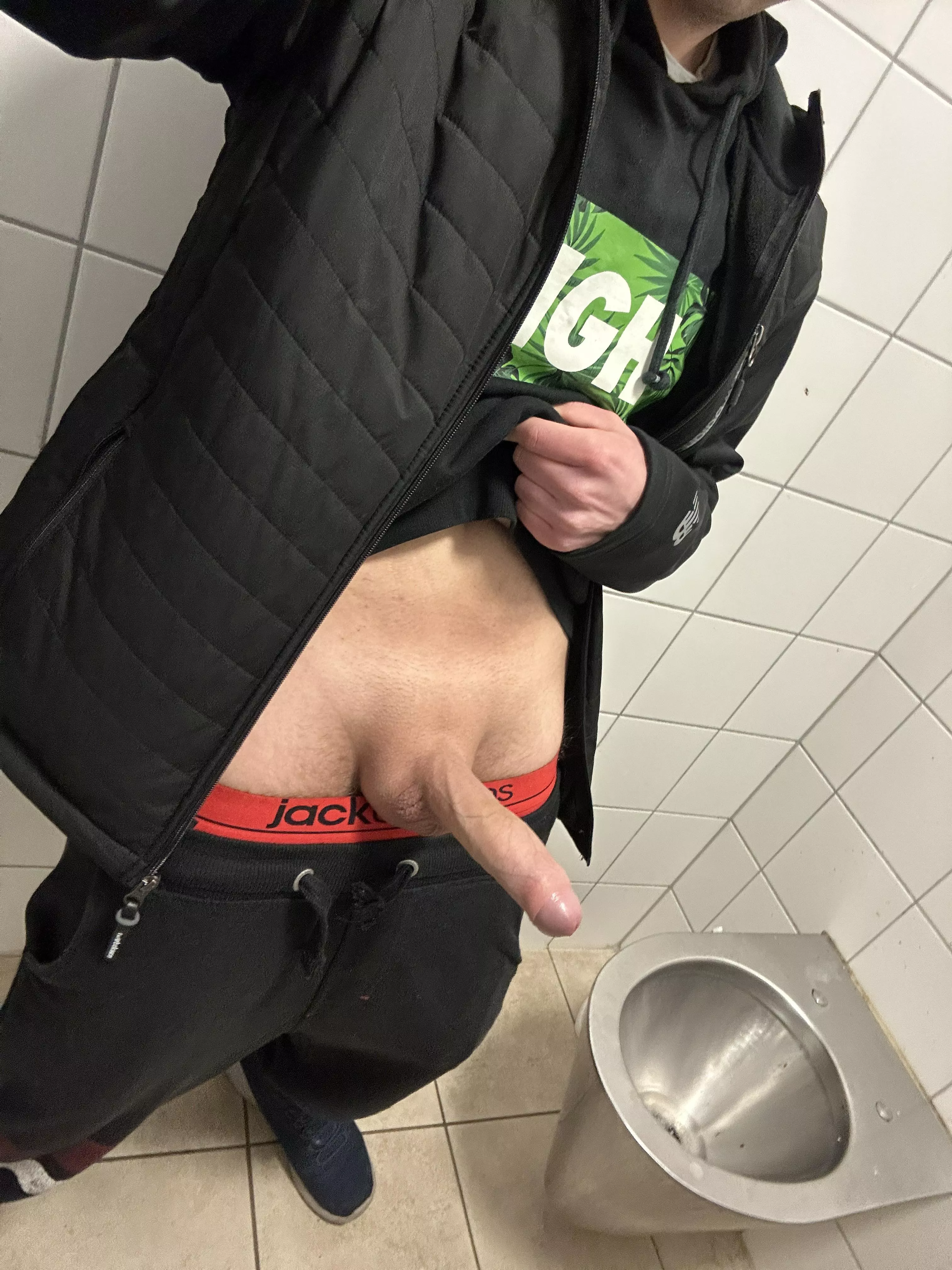 Left the door open. Hope someone joins me 🥵