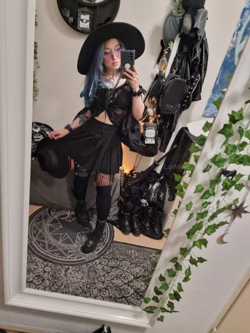 Let a small goth girl ruin you