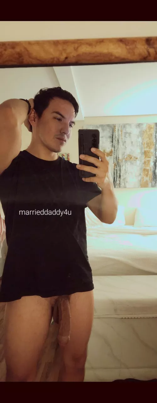 Let me cum inside you while my wife cleans you up 😈