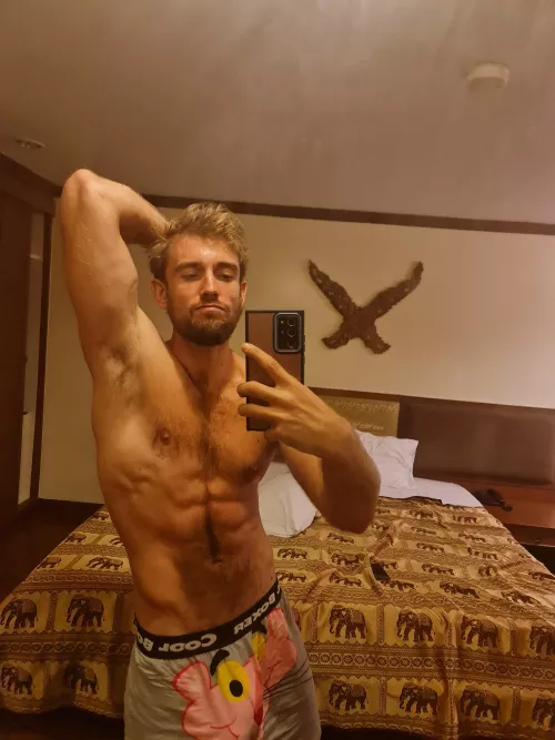 like this armpit posing ?