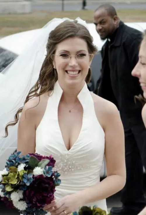 Limo driver wants the bride