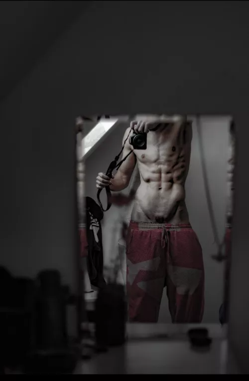 (M) professional athlete since 2004,rate my body