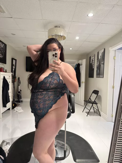 My hairdresser said I’m not allowed to make messy on his chair anymore