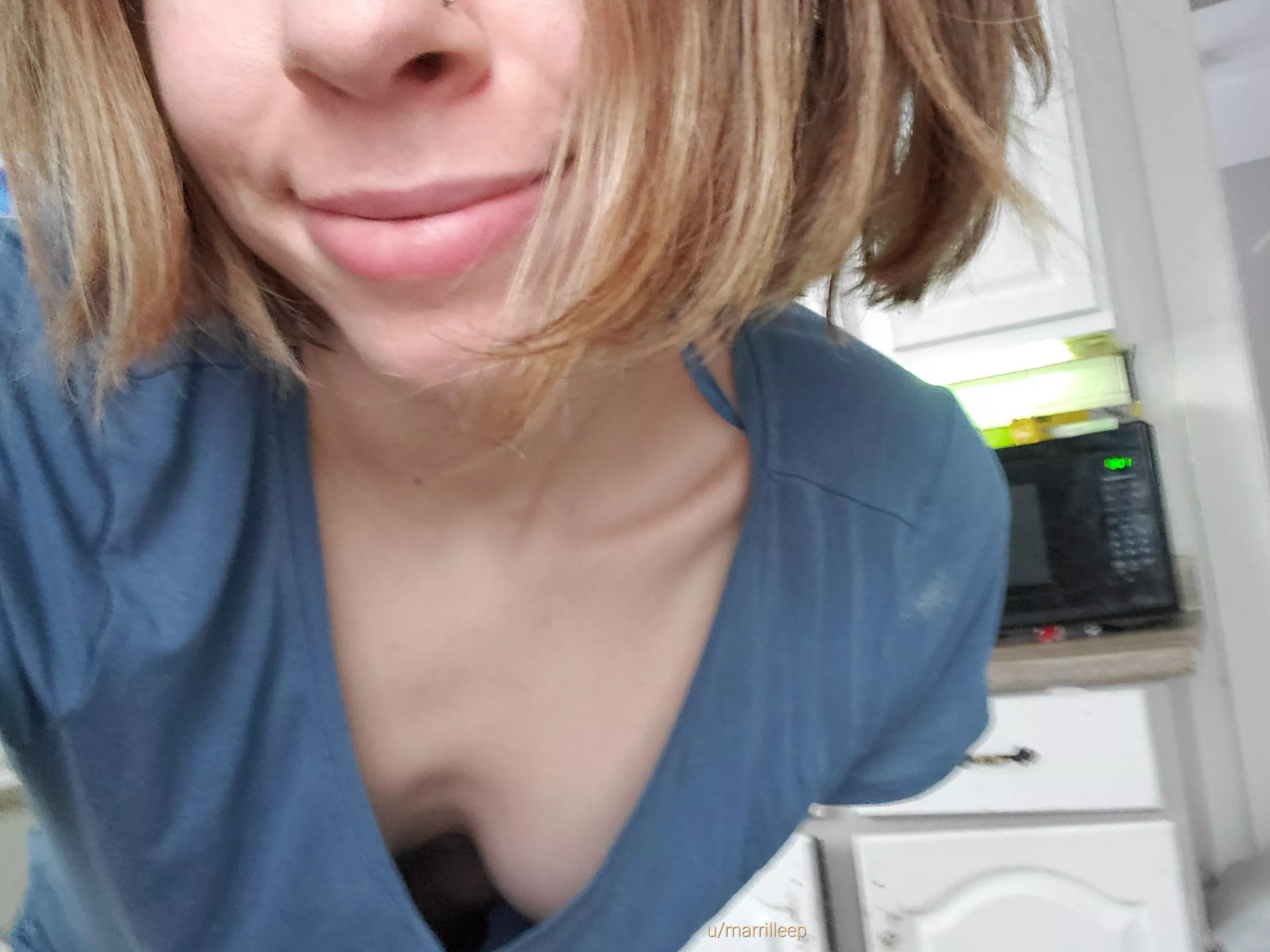 my nightie is too loose! (f)