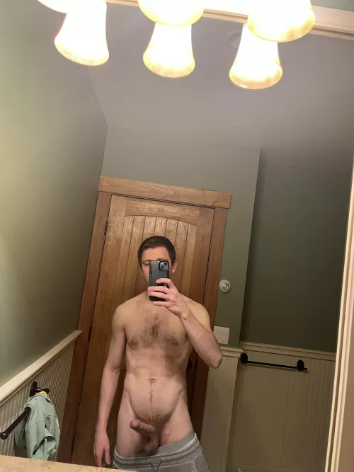 No hands. Anyone able to lend one?