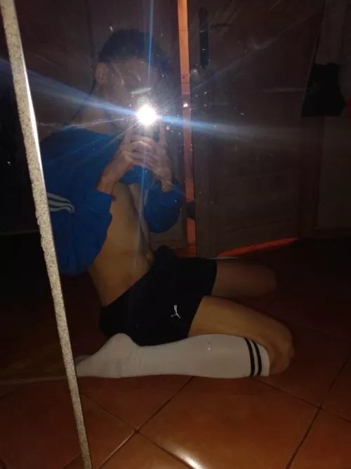 someone wants undress me? :3