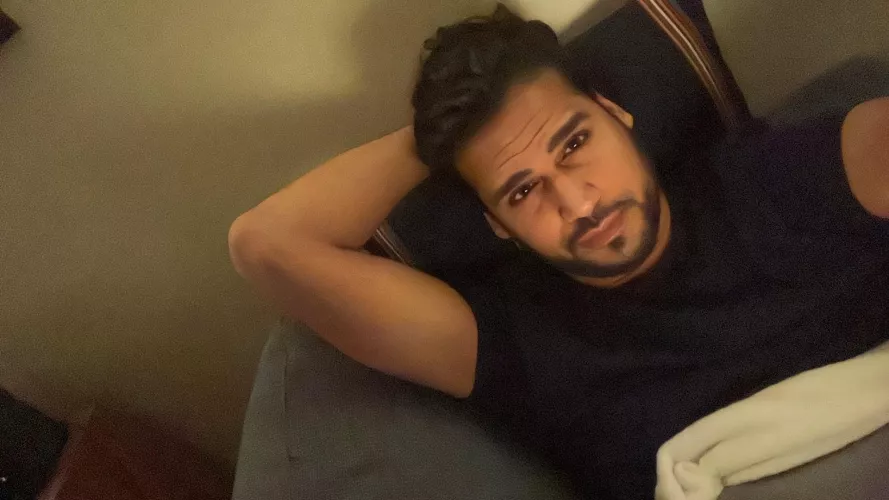 Spending all of Sunday on the couch 😊