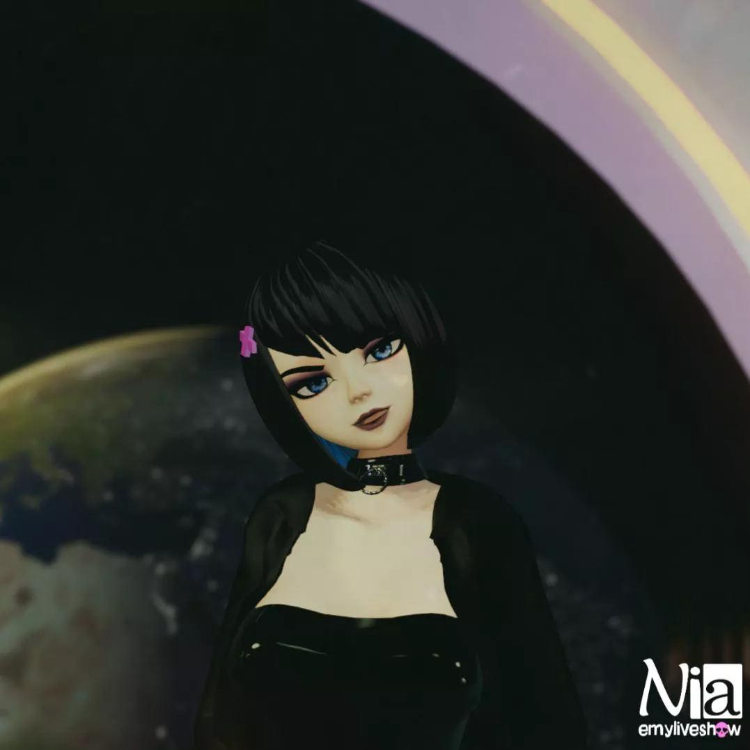 This ship looks interesting... https://chaturbate.com/emyliveshow