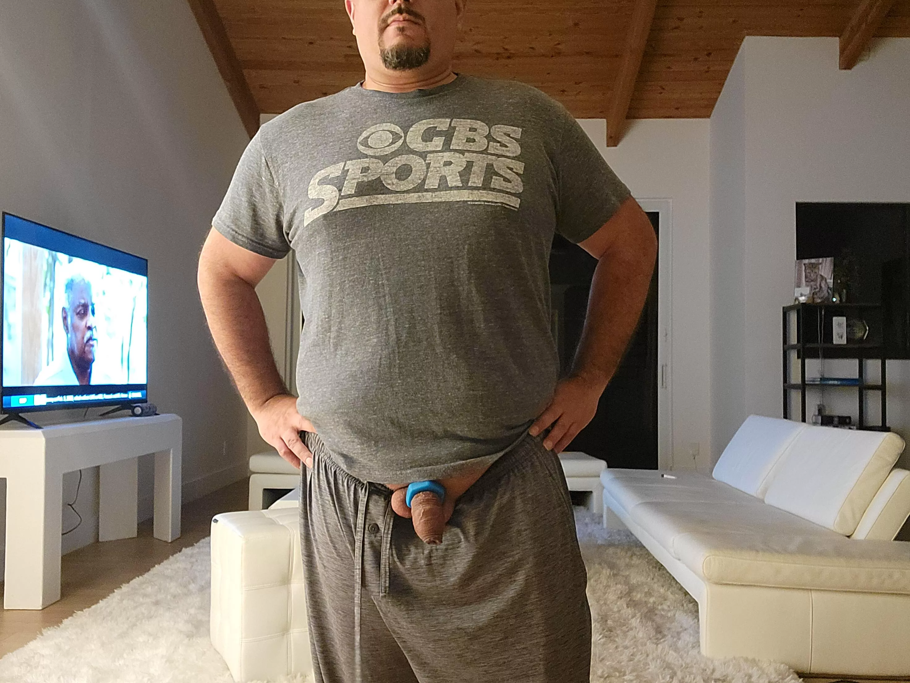 trying out my cock ring