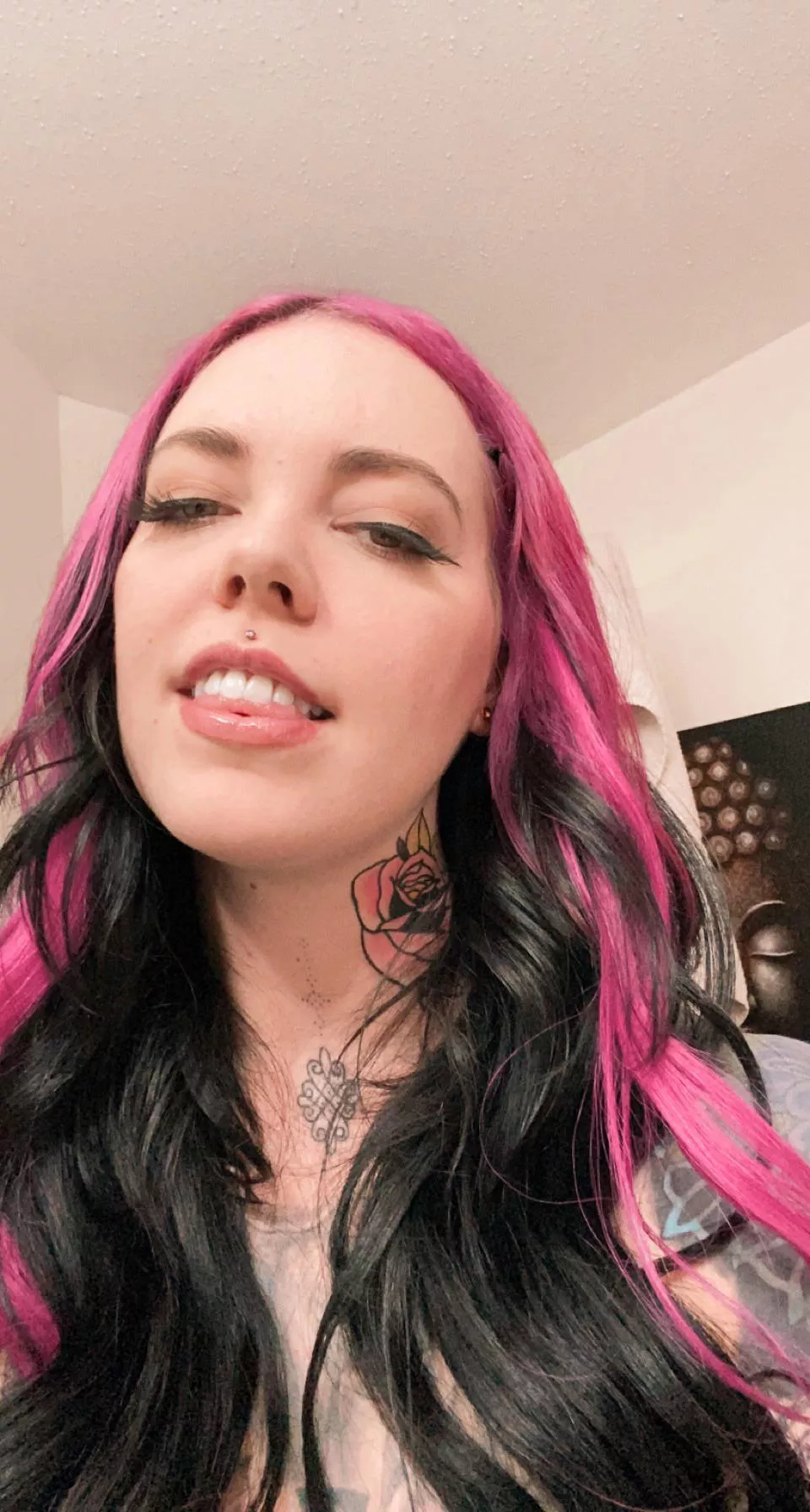 Who's up for a Sunday morning makeout sesh