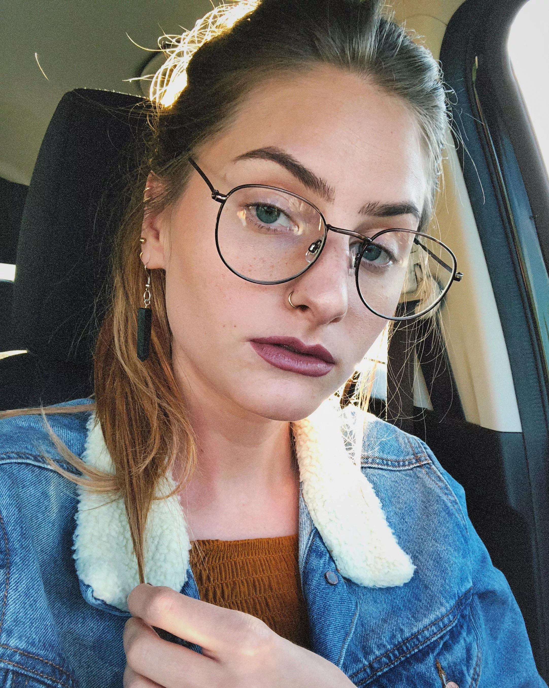 A lazy Monday look with my wire rims