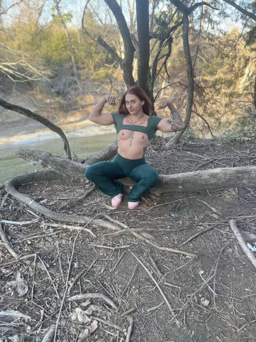 Any kind of nude flexes are my fave 😜