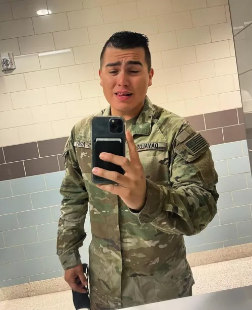 Anyone on discord for bi and gay active duty