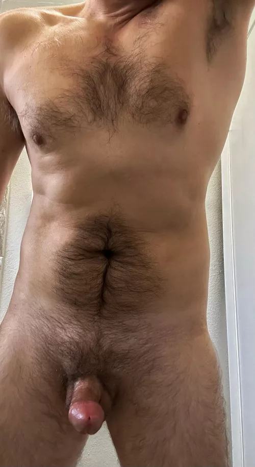 Anyone want to hop in the shower? (42)