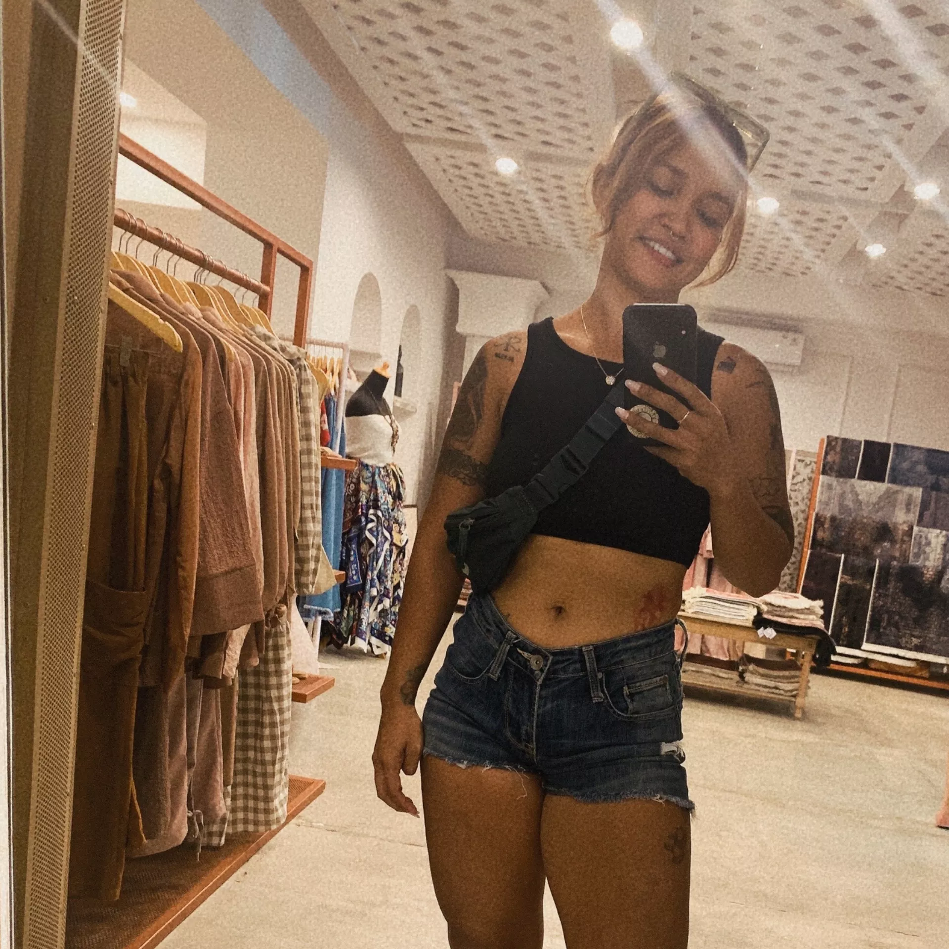 Are thick girls with tattoos your type?