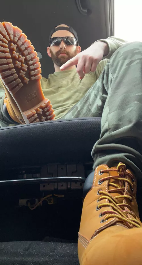 Calling all boot slaves