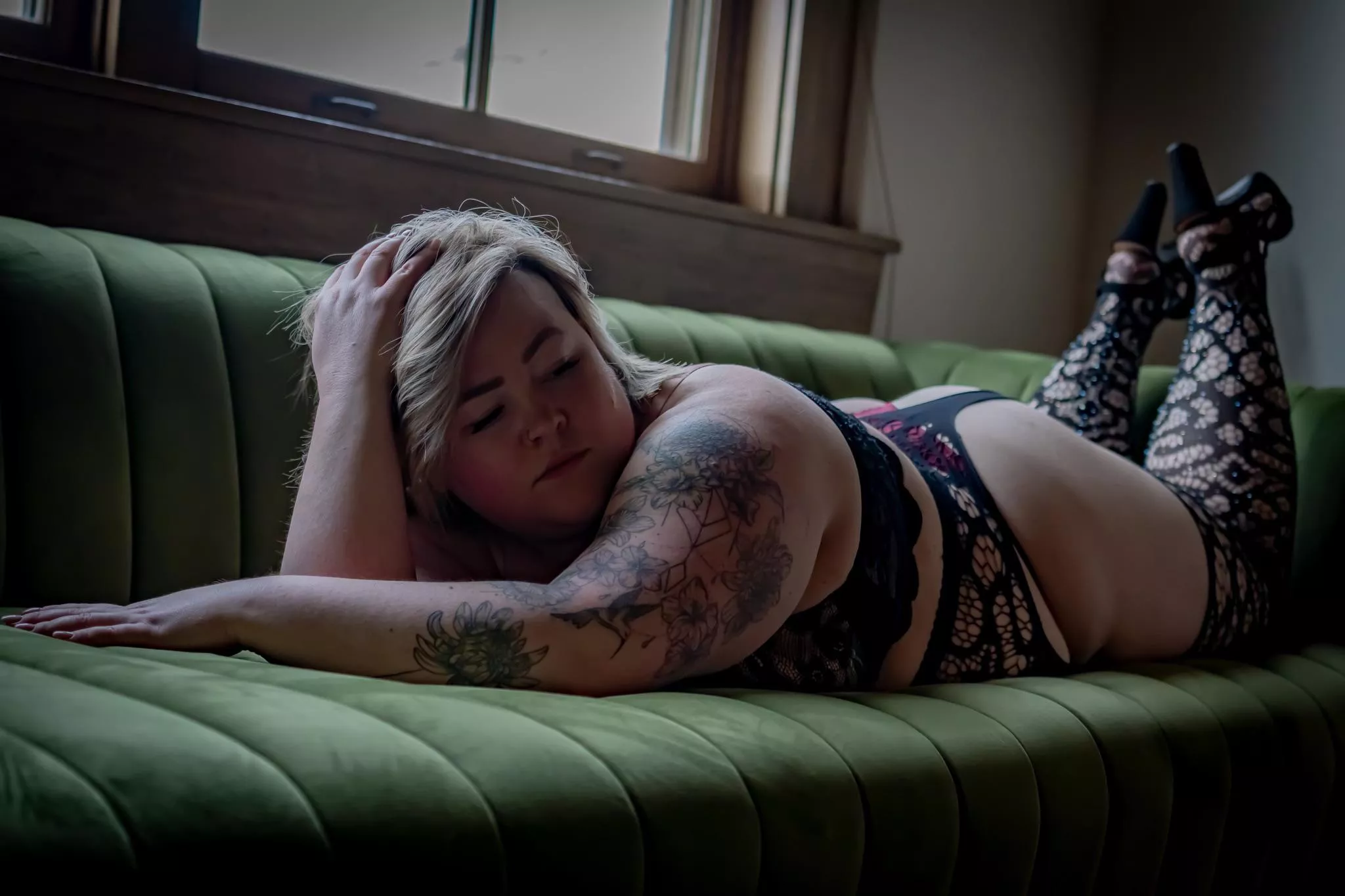 Cum fuck me in these heels 🫦