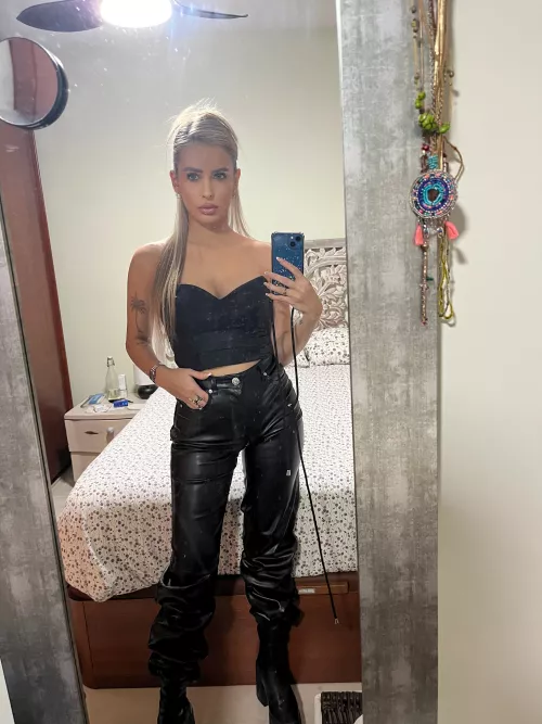 do you want to come and have fun tonight?