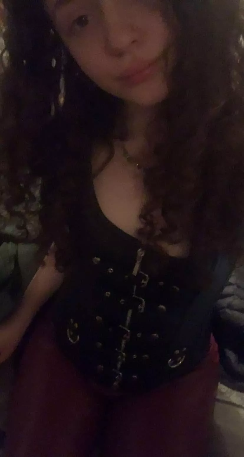 F18 Is it too tight?🥰