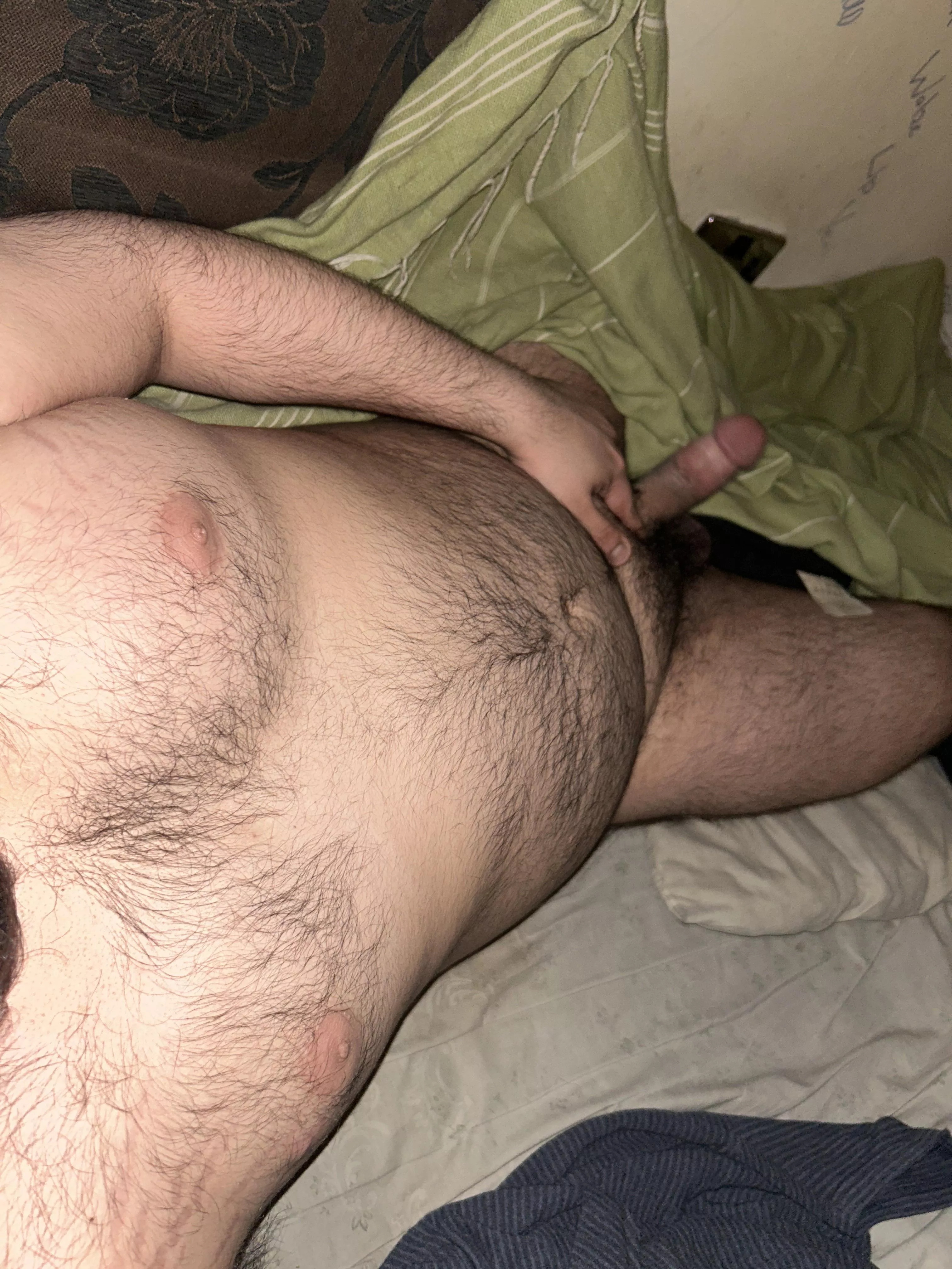 Hard and horny!!😈 any females up?