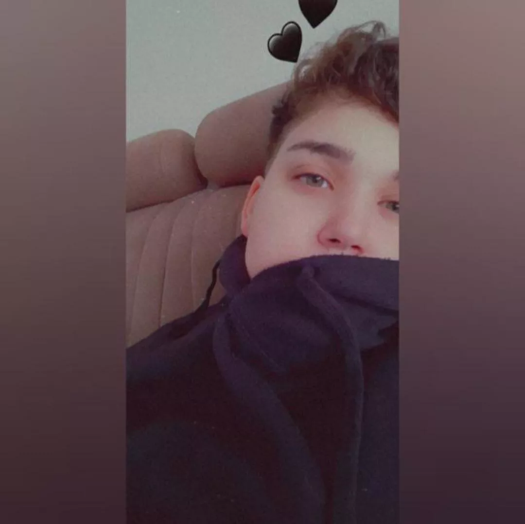 Hello there, I’m looking for some friends. ☺️