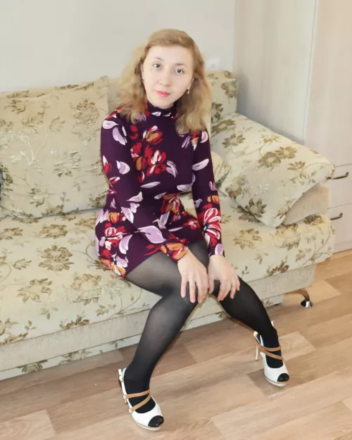 I love these tights. Feel them.😊