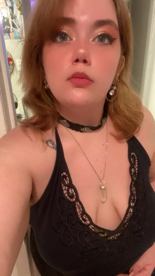 i love when you look down my shirt ❤️