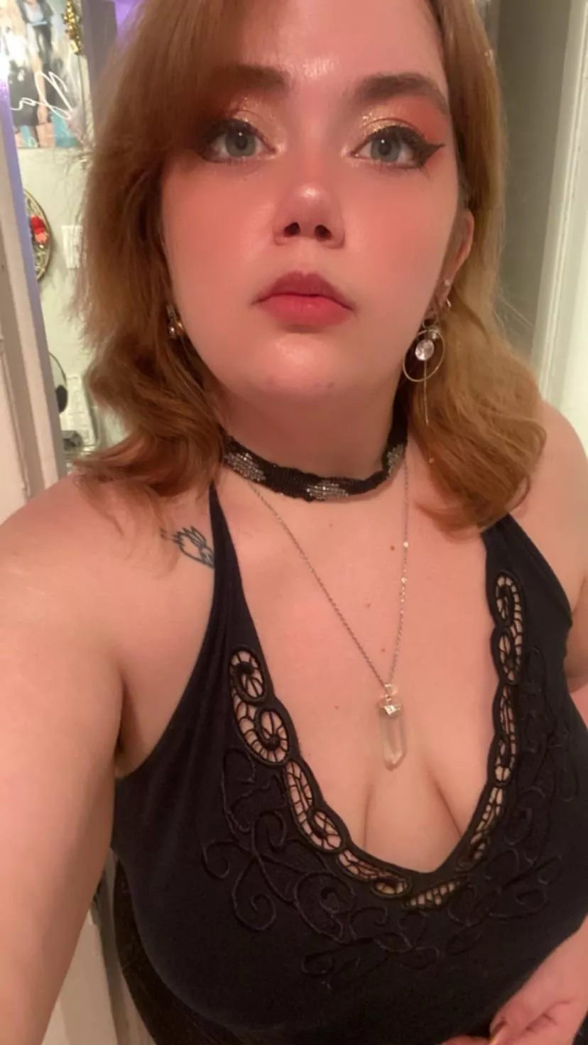 i love when you look down my shirt ❤️