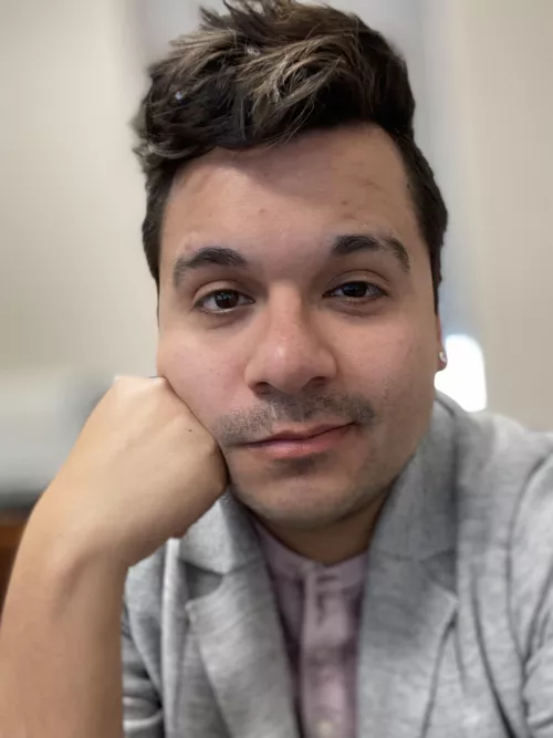 I need some friends to talk to. DMs open :)