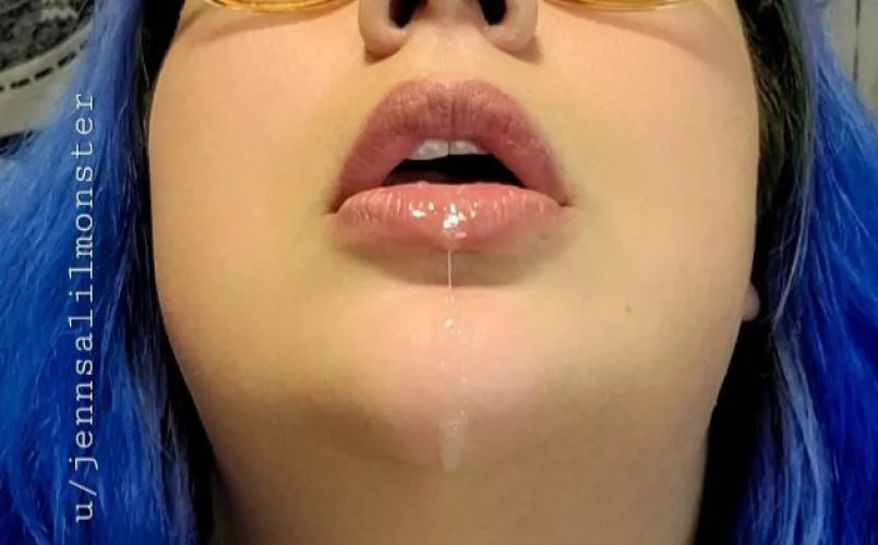 💋I want you covered in kisses💋[OC]