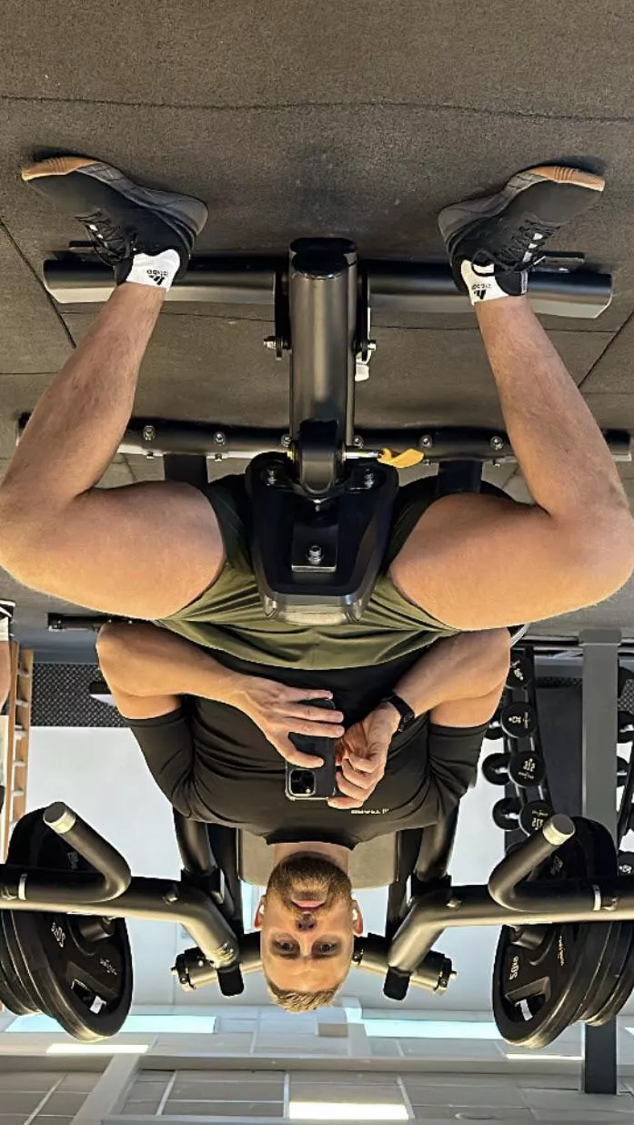 IF YOU LOOK CLOSELY, THERE’S ALWAYS AN UPSIDE 🙃