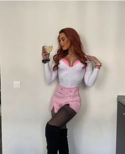 I’m so distracted at work lately. I just can’t get you out of my mind!