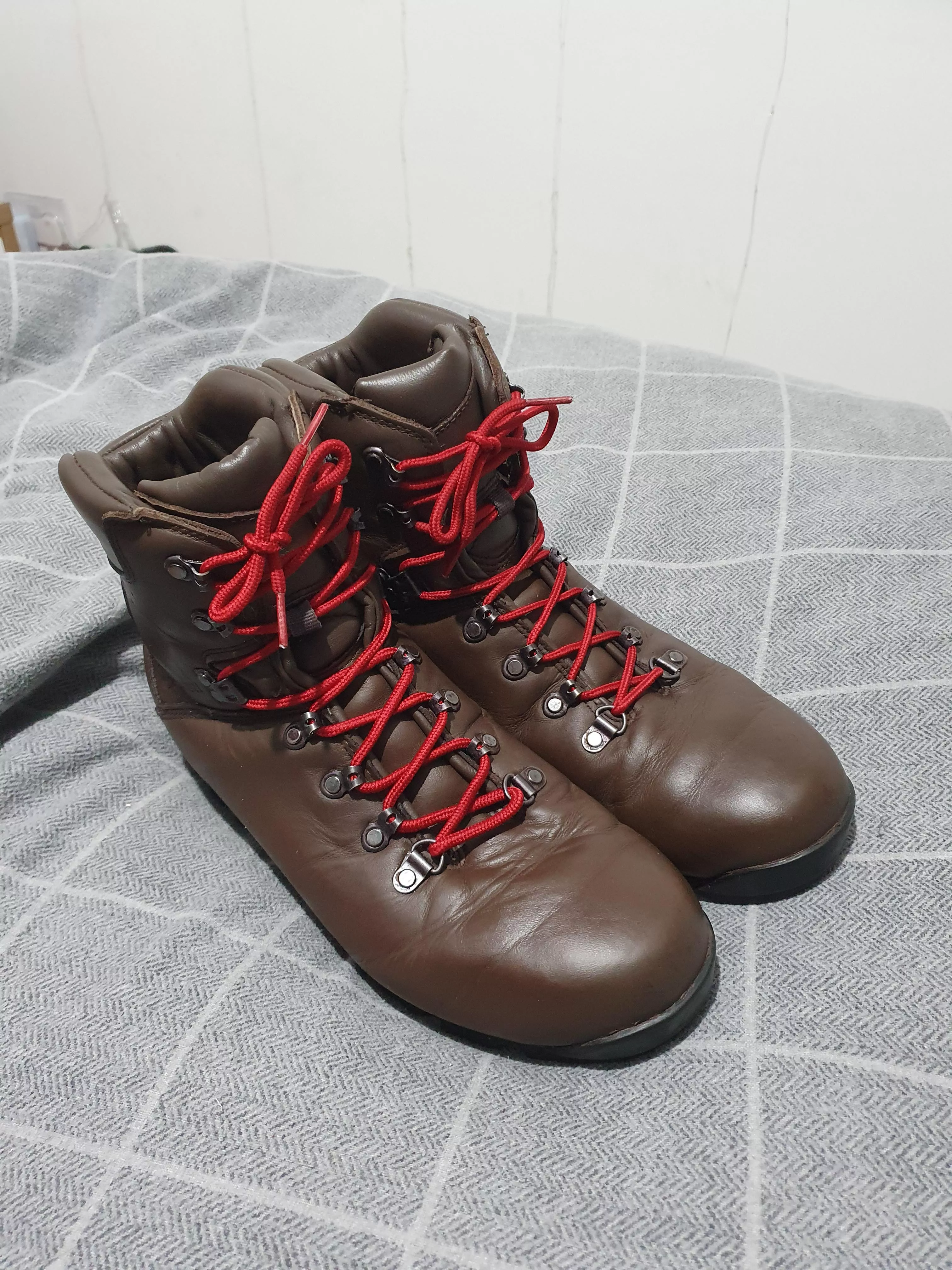 Iturri patrol boots