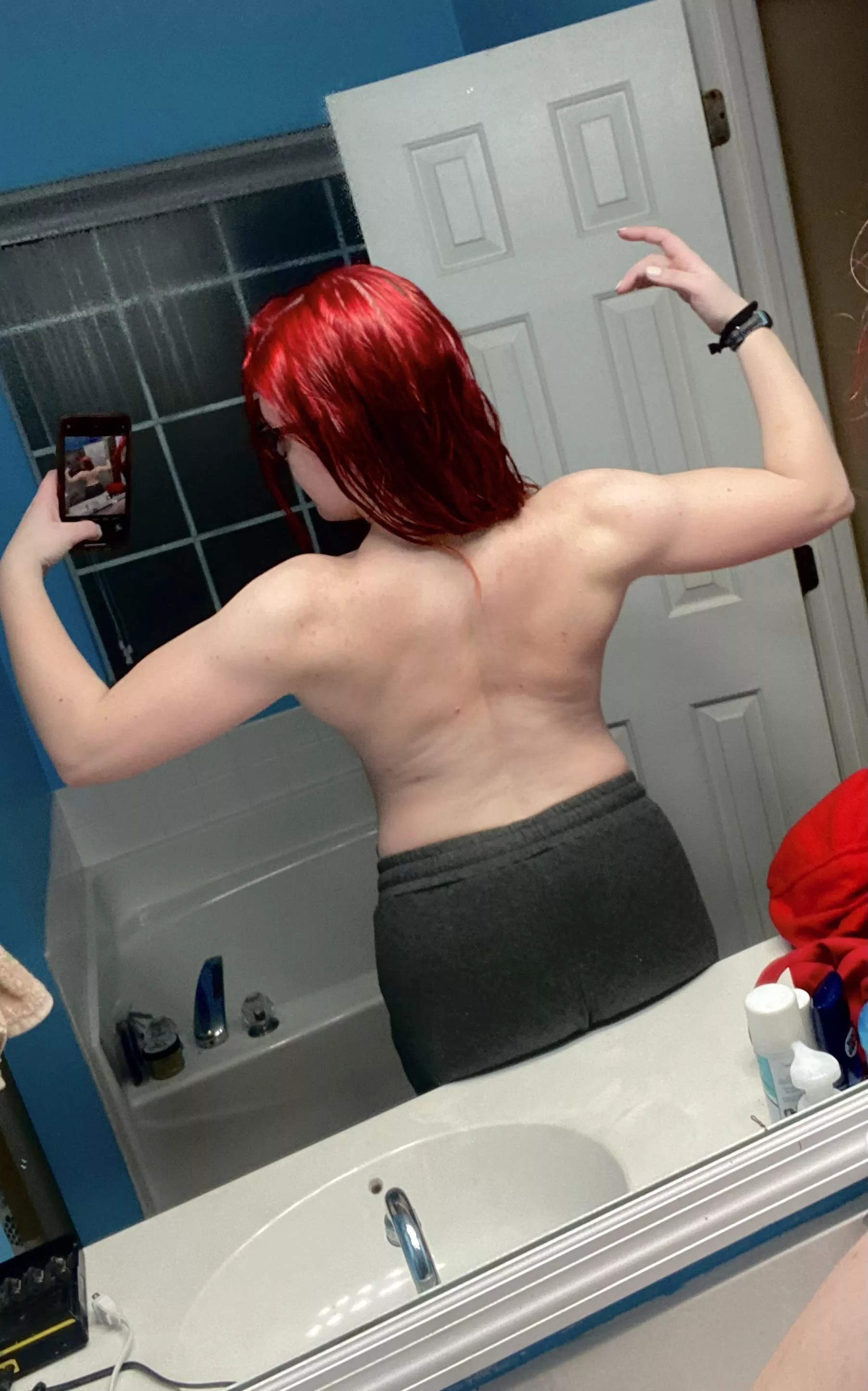 Learning to flex my wings (f)