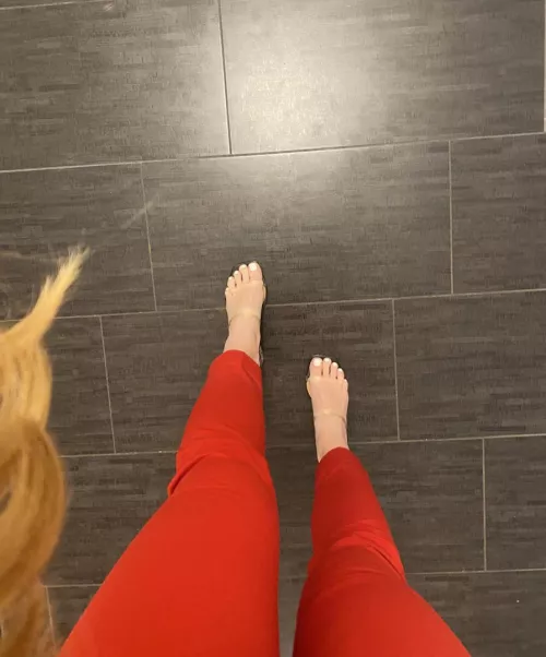 Let me step on your neck.