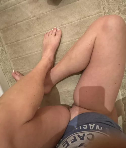 Let’s start the week off right with pussy for breakfast