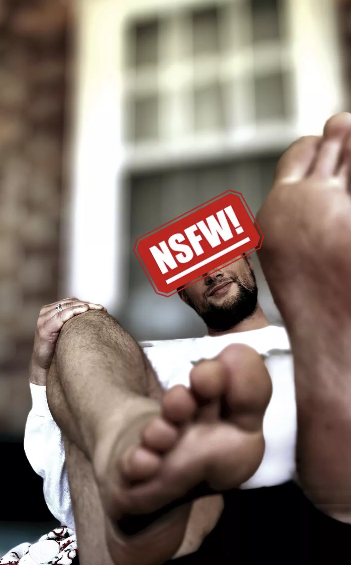 Lick my soles and suck my toes